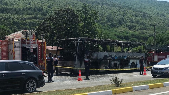 balikesirde-yolcu-otobusunde-yangin-5-olu-(6).jpg