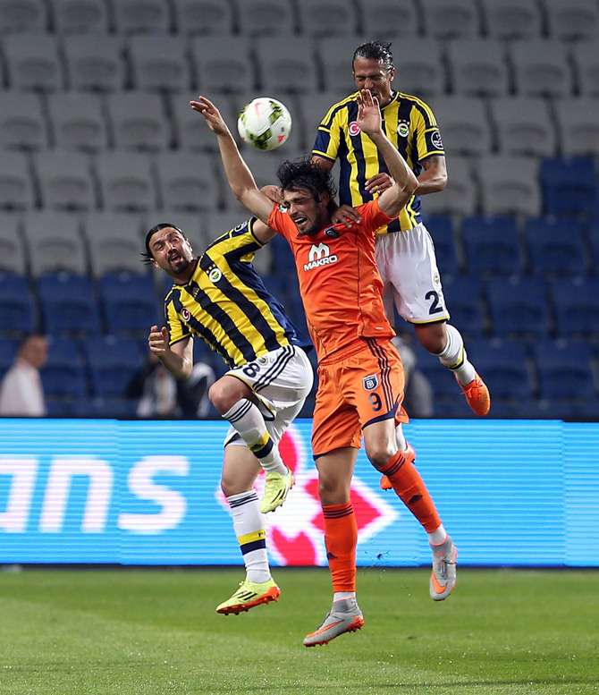 basaksehir-fenerbahce-maci.jpg basaksehir-fenerbahce-maci.jpg
