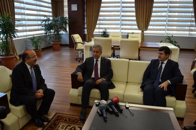 basbakan-yardimcisi-arinc-trabzonda-(6).jpg