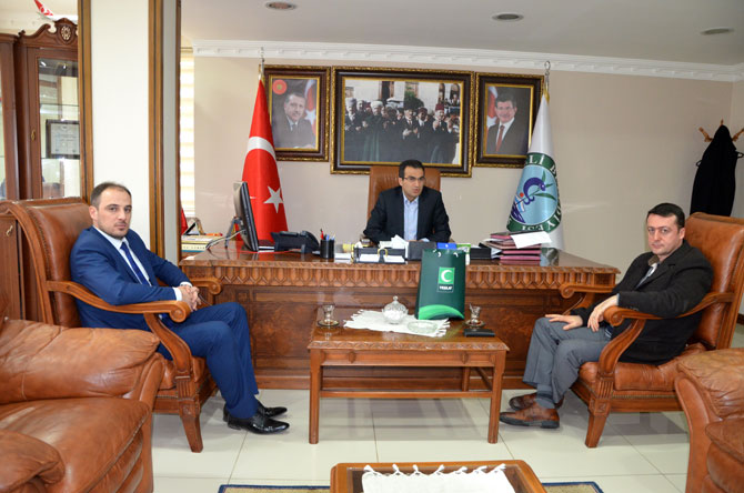 baskan-esmenden-yesilaya-destek1.jpg baskan-esmenden-yesilaya-destek1.jpg