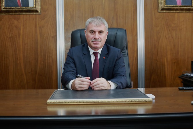 bayburt-nufusunu-universite-ogrencileri-ile-arttiracak-(2).jpg