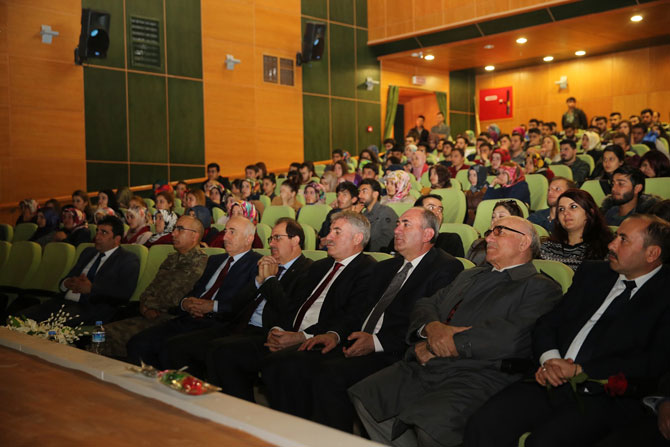 bayburt-universitesi’nde-8-mart-kadinlar-gunu-programi.jpg