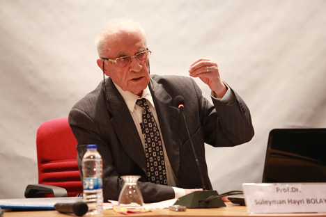 bayburt-universitesi-‘degerler-ve-medeniyet-tasavvuru-konferansi11.jpg