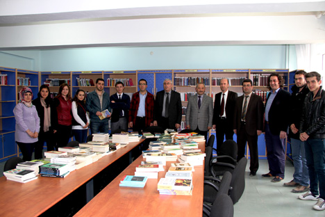 bayburt-universitesi-egitim-fakultesi-ogrencilerinden-anlamli-bagis--2.jpg