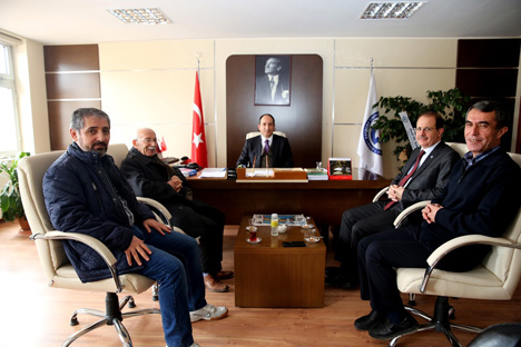 bayburt-universitesi-egitim-fakultesi-yeni-dekani-prof.-gulcu-gorevine-basladi-2.jpg