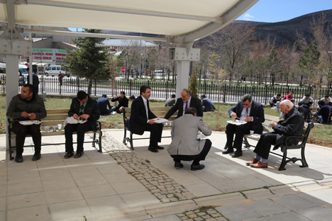 bayburt-universitesinde-kutlu-dogum-yemegi-5.jpg