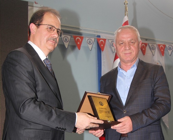 bayburt-universitesinde-mezuniyet-sevinci-yasandi-(25).jpg