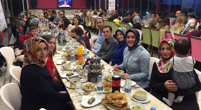 bayram-seker-002.jpg bayram-seker-002.jpg