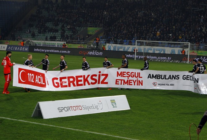 besiktas-rizede-yasama-yol-verdi-(4).jpg