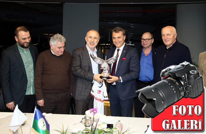 besiktastan-caykur-rizespor-yonetimine-dostluk-yemegi-fotograflar.jpg