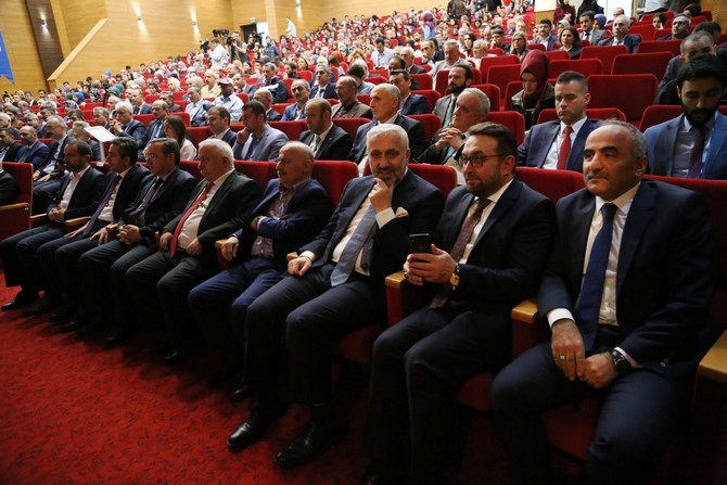 bilal-erdogan-rizede-vakif-medeniyetinde-ramazan-ayi-konferansi-verdi-(5).jpg