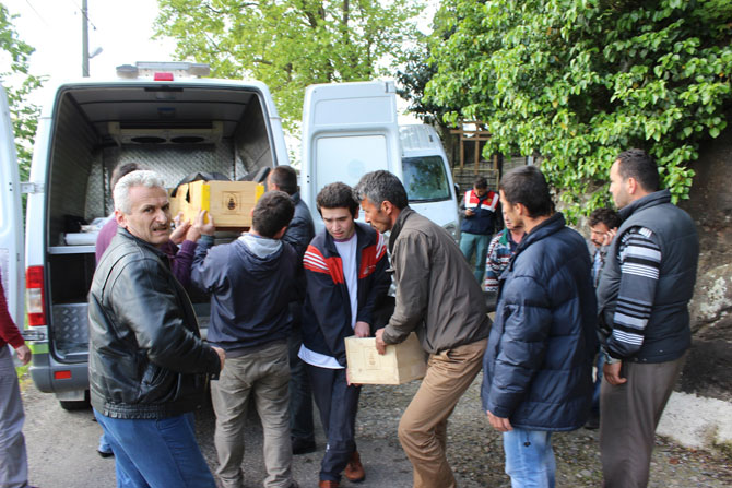 bosanmak-isteyen-esini-oldurup-intihar-etti3.jpg bosanmak-isteyen-esini-oldurup-intihar-etti3.jpg