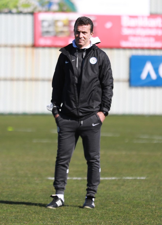 bulent-korkmaz-caykur-rizespor-galatasaray-maci-hazirliklarini-surdurdu-10.jpg