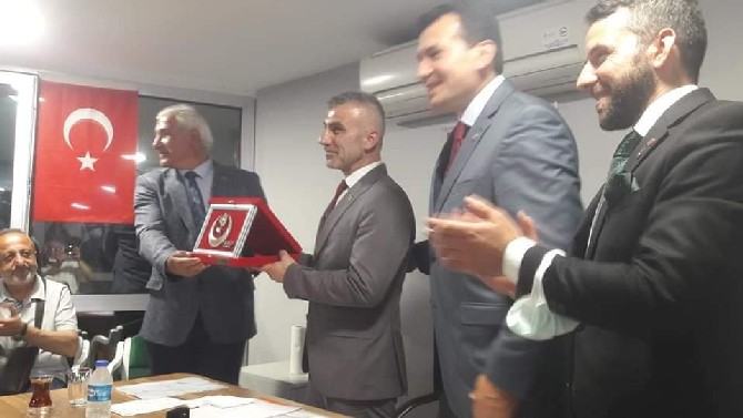 buyuk-birlik-partisi-bbp-rize-il-ve-merkez-ilce-baskanligina-atamalar-yapildi-1.jpg