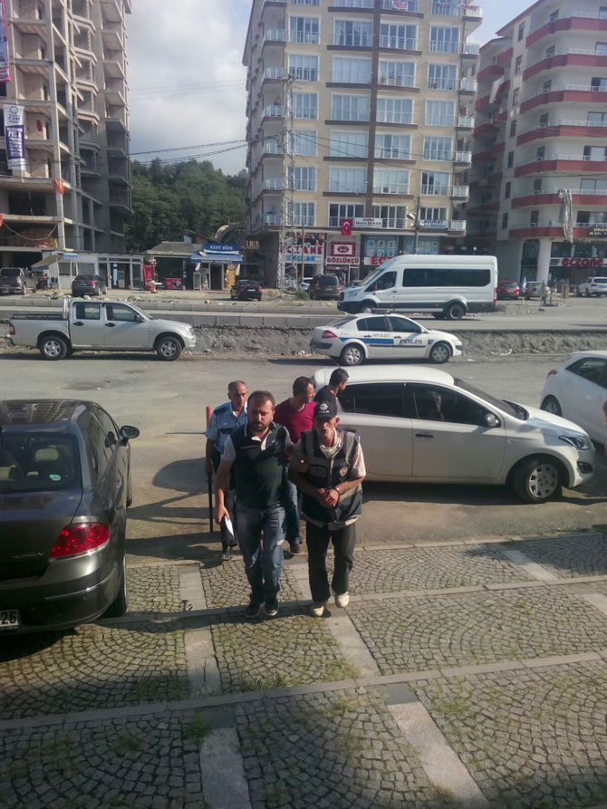 camlihemsin-iki-kardesin-zanlisi-1.jpg camlihemsin-iki-kardesin-zanlisi-1.jpg