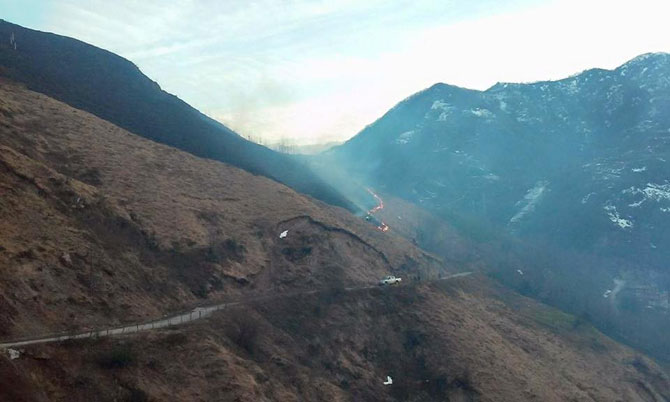 cayeli’nde-ortu-yangini2.jpg cayeli’nde-ortu-yangini2.jpg