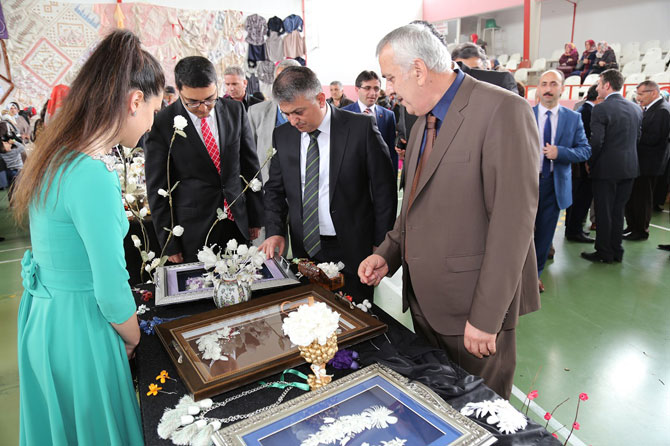 cayeli-hem’de-yil-sonu-sergisi1.jpg cayeli-hem’de-yil-sonu-sergisi1.jpg