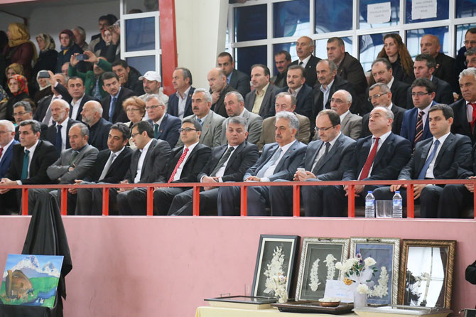 cayeli-hem’de-yil-sonu-sergisi9.jpg cayeli-hem’de-yil-sonu-sergisi9.jpg