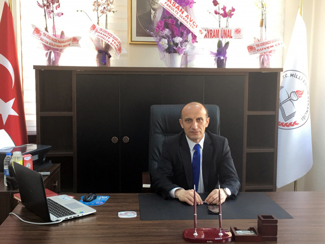 cayeli-ilce-milli-egitim-muduru-huseyin-sahin.jpg