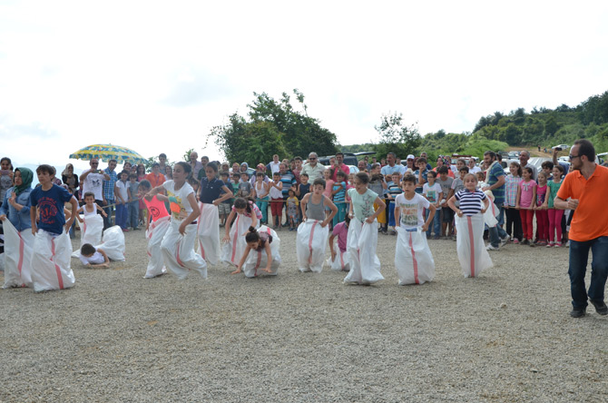 cayelinden-oteye-kultur-ve-sanat-festivali-sona-erdi3.jpg cayelinden-oteye-kultur-ve-sanat-festivali-sona-erdi3.jpg