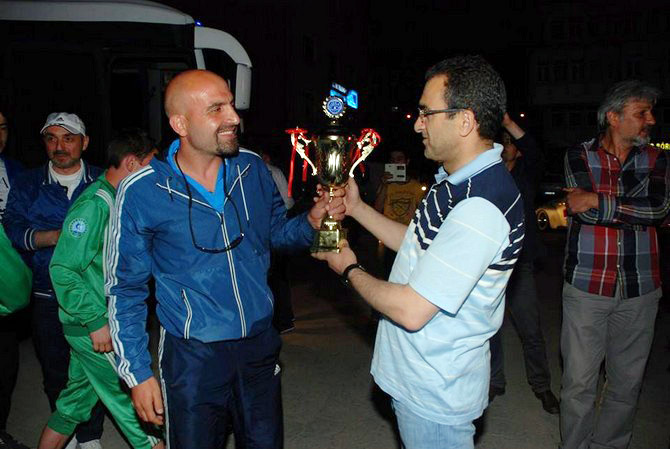 cayelispor-u16-takimi-bolge-sampiyonu-oldu-2.jpg cayelispor-u16-takimi-bolge-sampiyonu-oldu-2.jpg