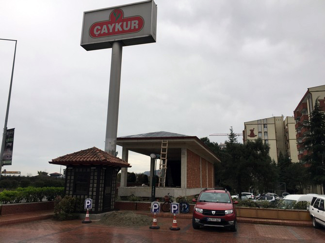 caykur’dan-81-ile-cay-tadim-ve-satis-magazasi-(7).jpg