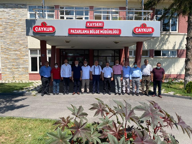 caykur’dan-kayseri’ye-cay-satis-magazasi-(4).jpg