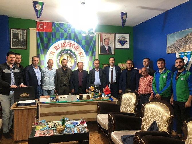 caykur-genel-mudur-vekili-yusuf-ziya-alim,-mardin-kiziltepe-caykur-rizespor-dernegini-ziyaret-etti-(2).jpg