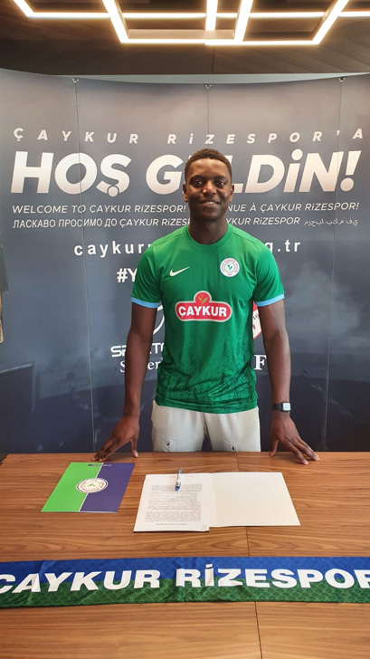 caykur-rizepsor-demokratik-kongolu-defans-oyuncusu-nathan-monzangoyu-kiralik-olarak-kadrosuna-katti.jpg