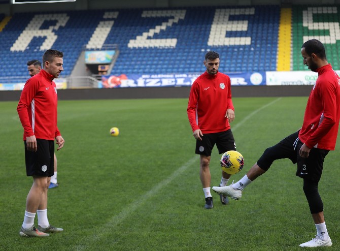 caykur-rizespor,-antrenmani-(1).jpg