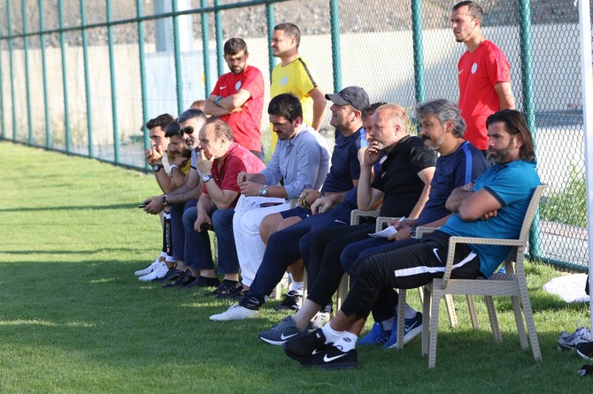 caykur-rizespor,-erzurum’da-antalyaspor-ile-oynadigi-hazirlik-karsilasmasi-(2).jpg