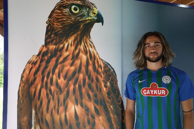 caykur-rizespor,-pazarspordan-can-muhammet-vurali-transfer-etti-(1).jpg