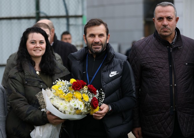 caykur-rizespor,-trabzonspor-macinin-hazirliklarini-surduruyor--(1).jpg