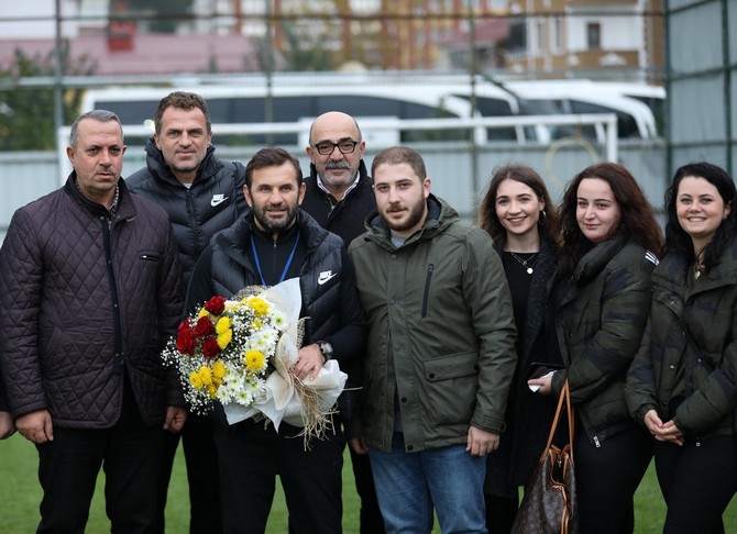 caykur-rizespor,-trabzonspor-macinin-hazirliklarini-surduruyor--(2).jpg
