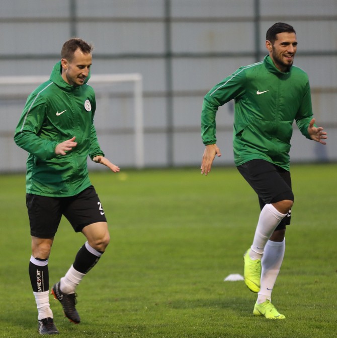 caykur-rizespor,-trabzonspor-macinin-hazirliklarini-surduruyor--(5).jpg
