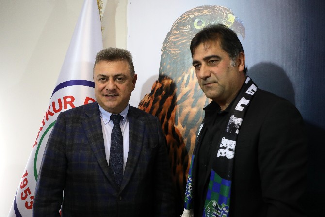 caykur-rizespor,-unal-karaman-ile-sozlesme-imzaladi-(9).jpg