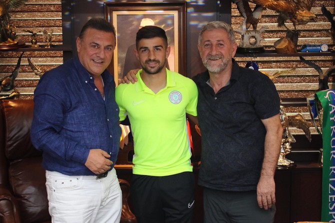 caykur-rizespor,-yusuf-acer`i-transfer-etti-(1).jpg