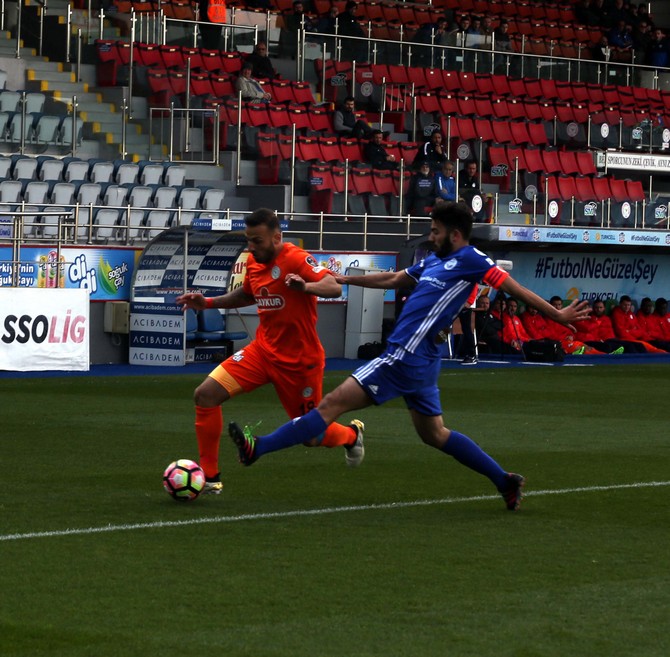 caykur-rizespor---dinamo-batumi-maci-(1).jpg
