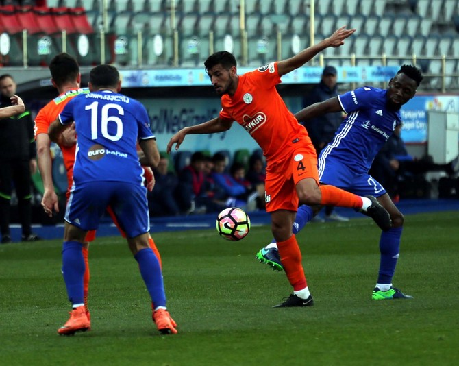 caykur-rizespor---dinamo-batumi-maci-(3).jpg