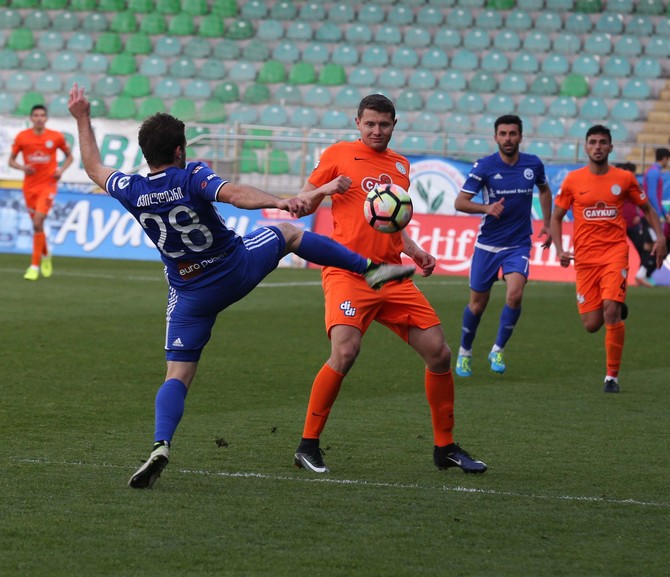 caykur-rizespor---dinamo-batumi-maci-(5).jpg