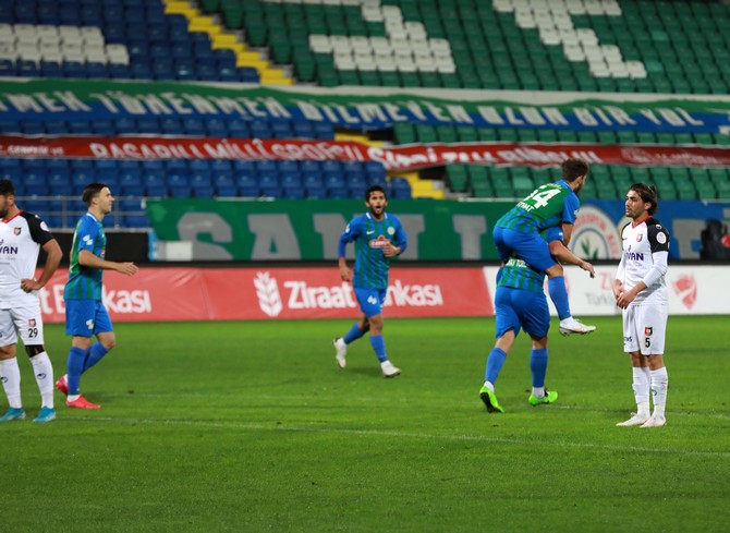 caykur-rizespor---usakspor-(3).jpg