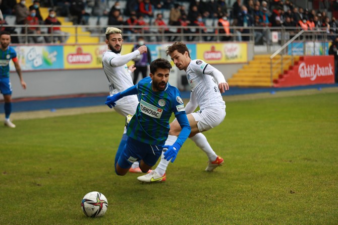 caykur-rizespor-adana-demirspor-4.jpg