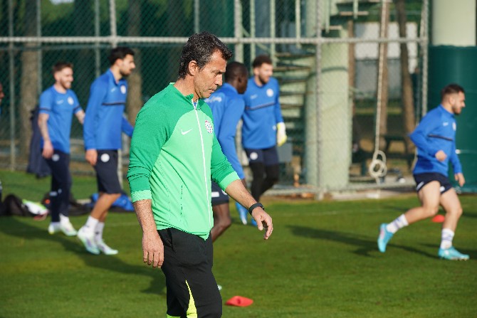 caykur-rizespor-alanyaspor-maci-hazirliklarini-surdurdu-7-001.jpg