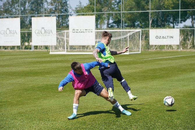caykur-rizespor-alanyaspor-maci-hazirliklarini-surdurdu-7.jpg