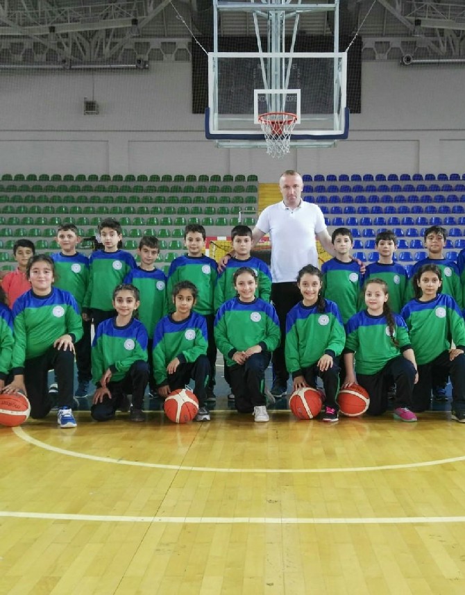 caykur-rizespor-amator-dallar-ailesinden-basketbol-takimi-(1).jpg