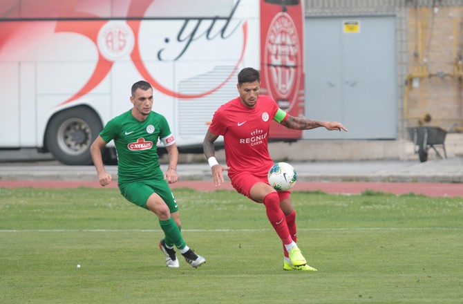 caykur-rizespor-antalyaspor-hazirlik-maci-(17).jpg
