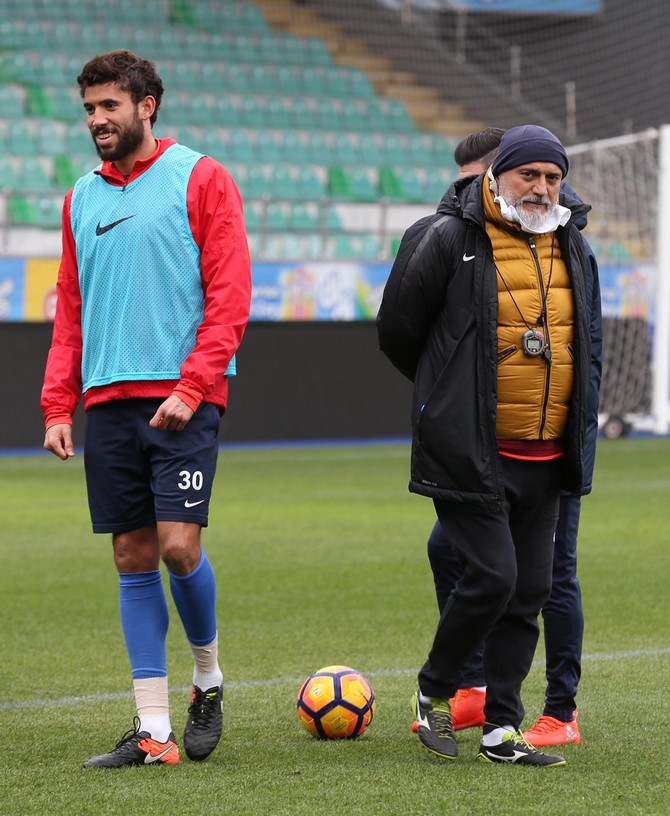 caykur-rizespor-antrenman-(10).jpg