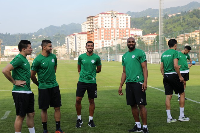 caykur-rizespor-antrenman-(2)-001.jpg