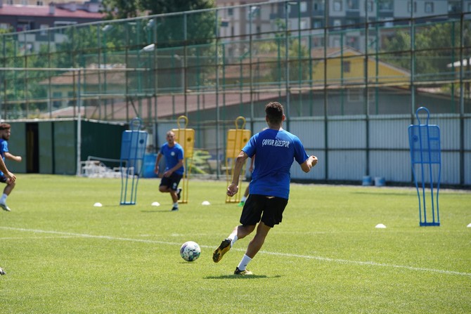 caykur-rizespor-antrenman-3.jpg
