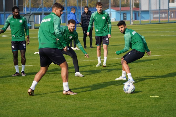 caykur-rizespor-antrenman-6.jpg
